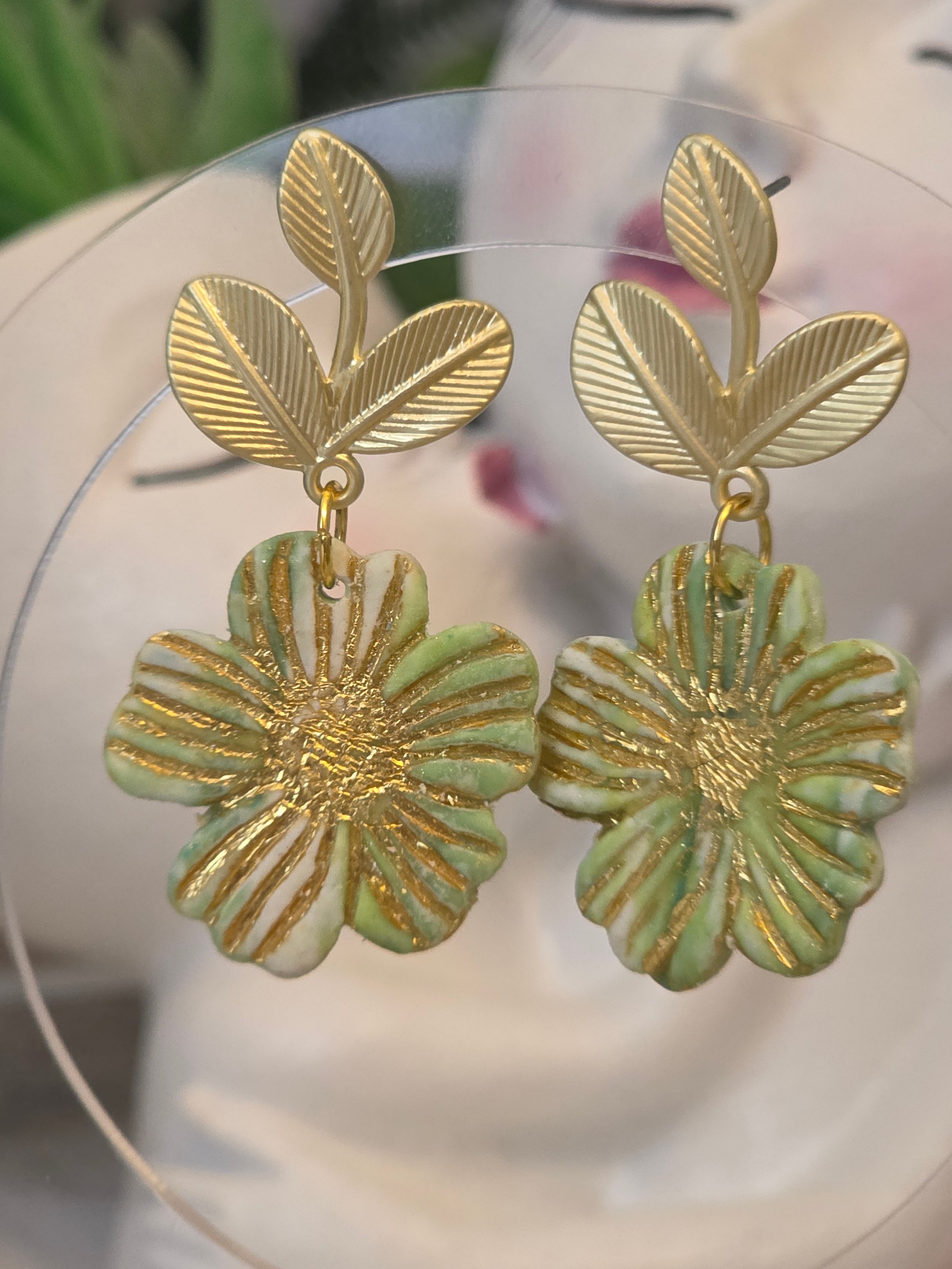 Green gold flower leaf